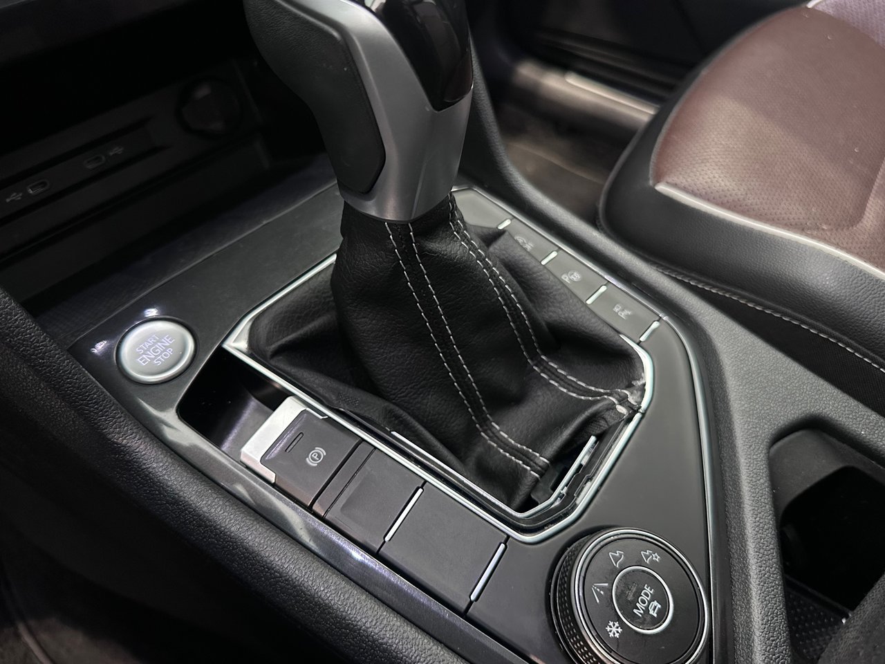 Volkswagen Tiguan Highline R-Line + TOIT + CUIR + NAV/GPS + WOW +++ 2022