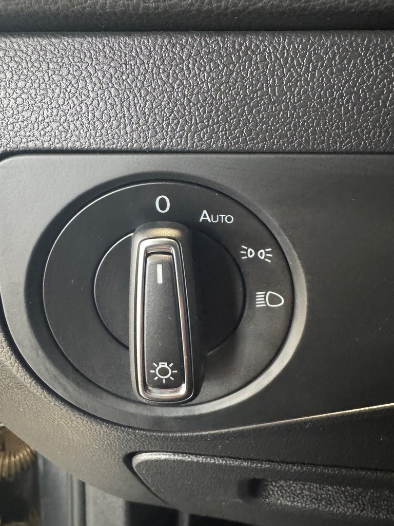 2022 Volkswagen Tiguan Comfortline + CUIR + CARPLAY + A/C + AWD + WOW ++