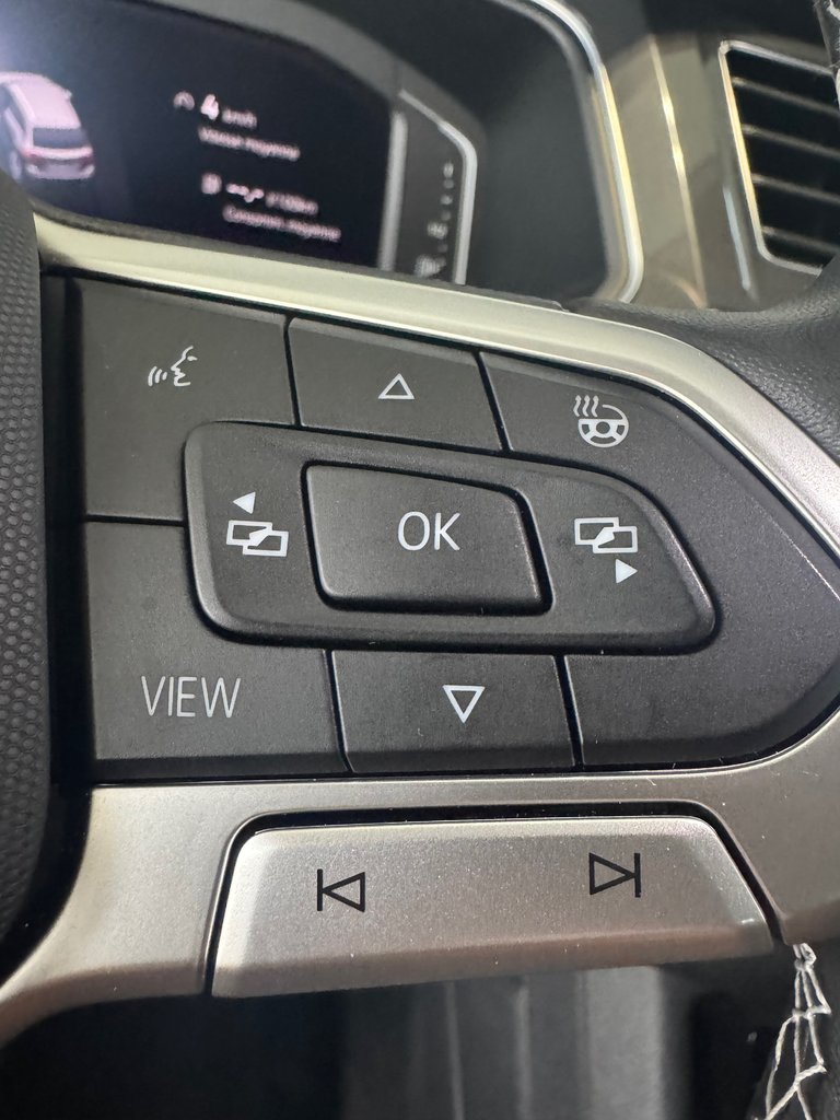2022 Volkswagen Tiguan Comfortline + CUIR + CARPLAY + A/C + AWD + WOW ++