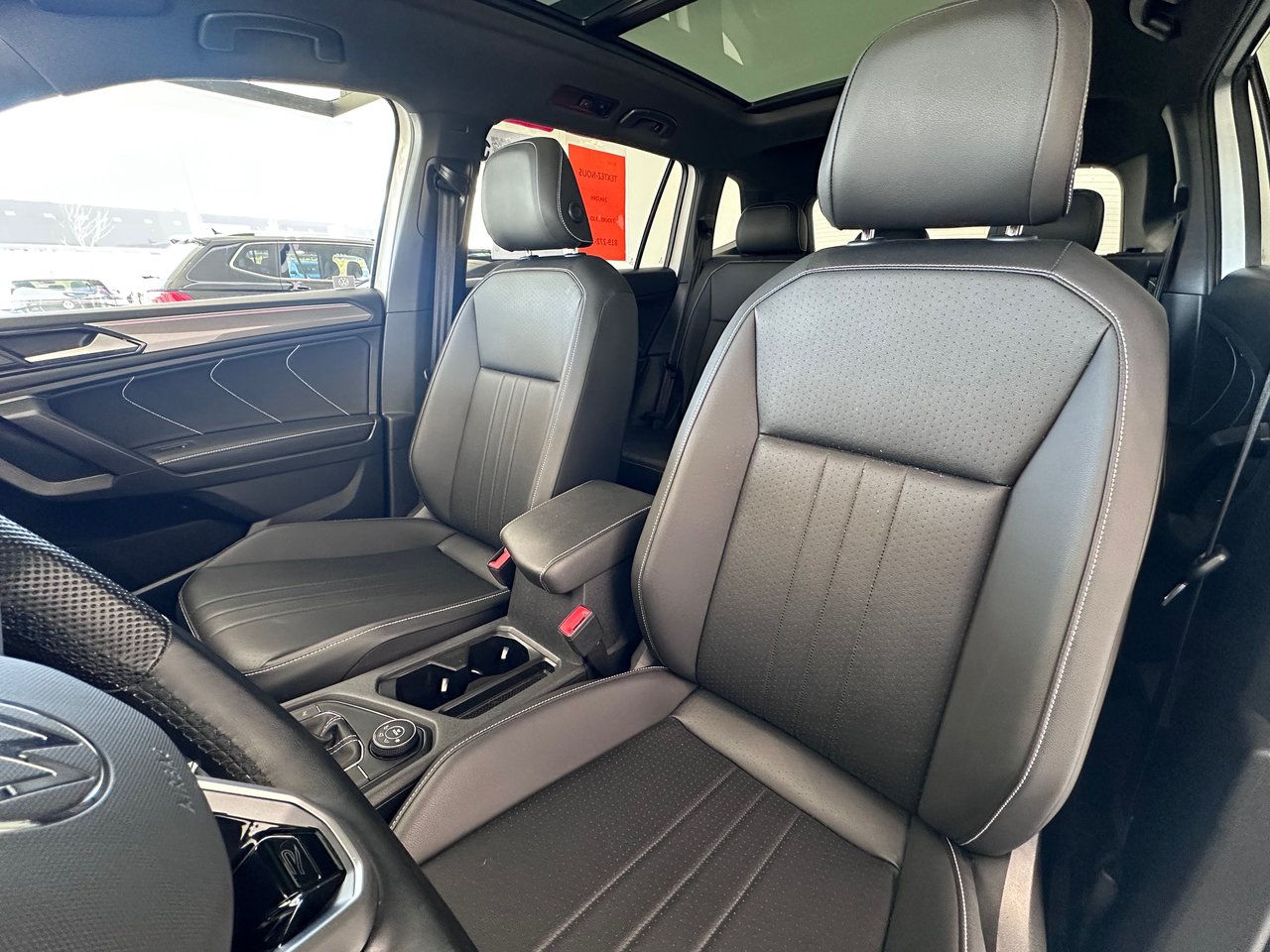 Volkswagen Tiguan Comfortline R-Line Black Edition 2023