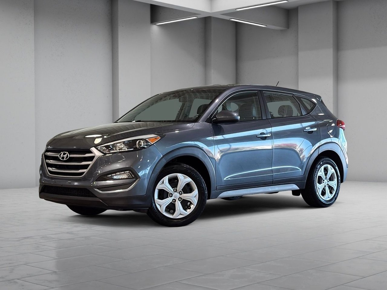 Gray 2018 Hyundai Tucson SUV / Crossover Automatic