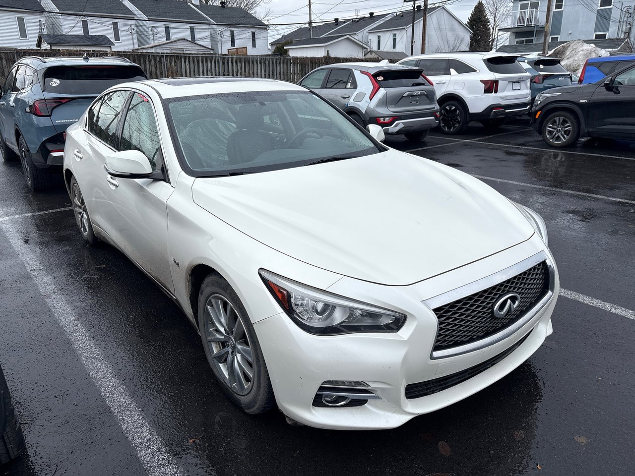2017 INFINITI Q50