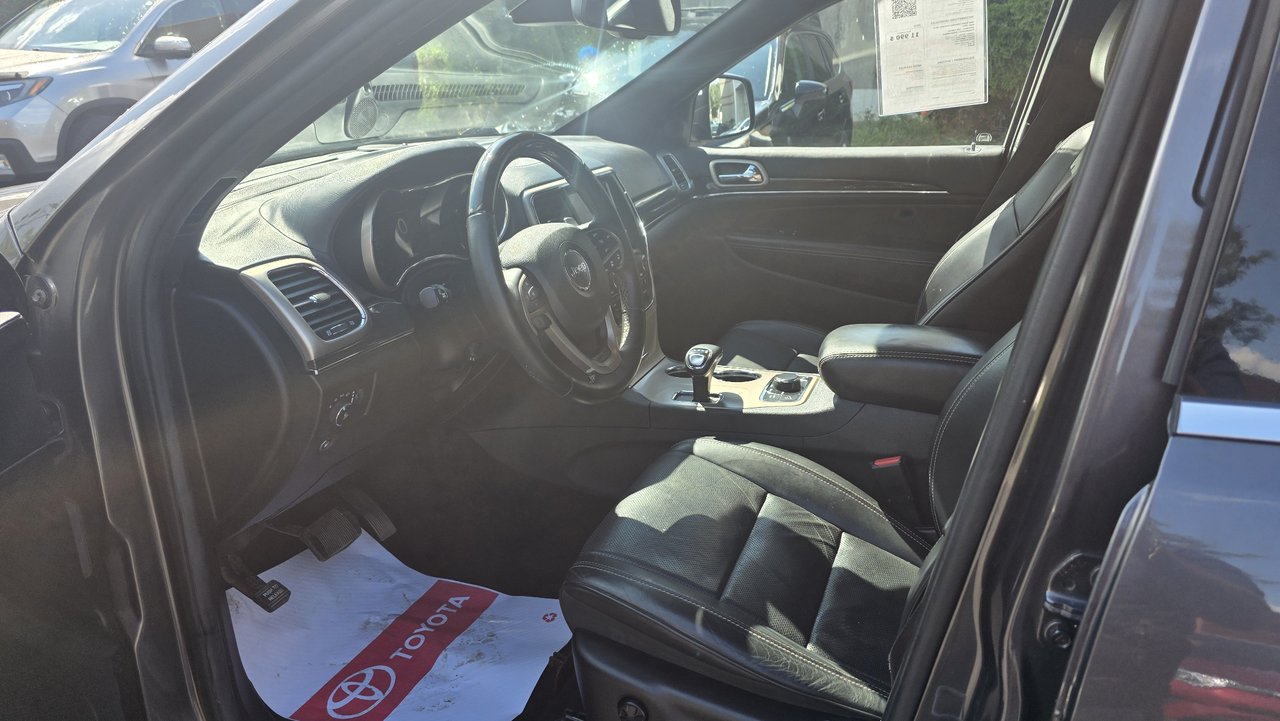 Jeep Grand Cherokee Overland 2014-29