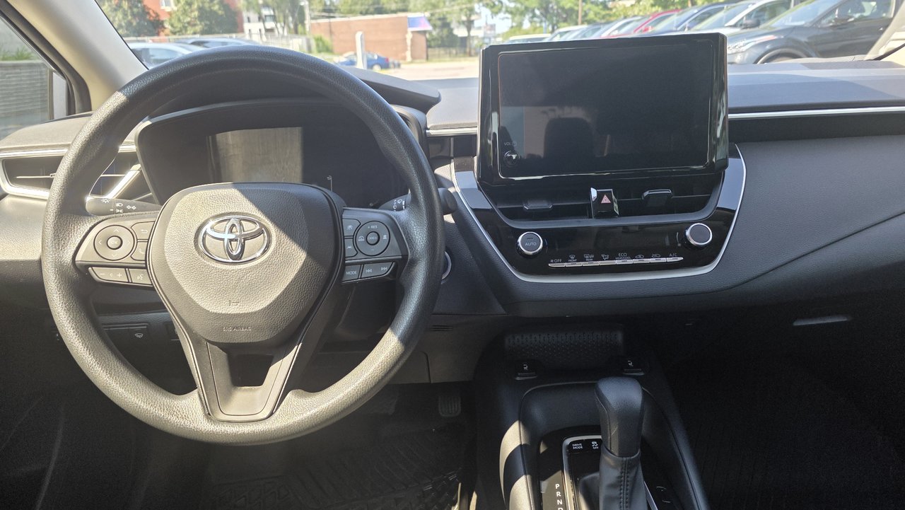 Toyota Corolla Hybrid LE 2024-10
