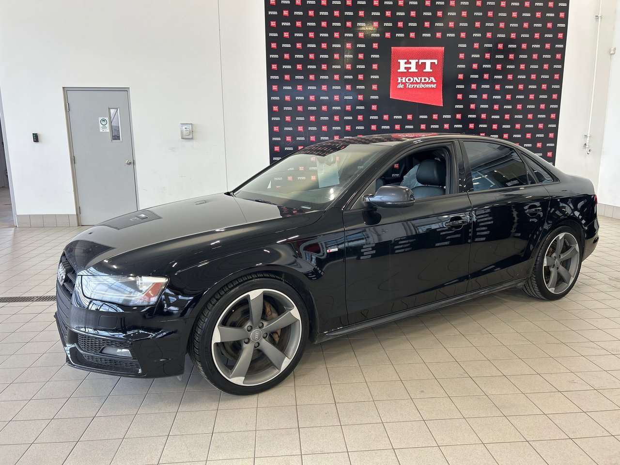 2014 Audi A4 Progressiv-1