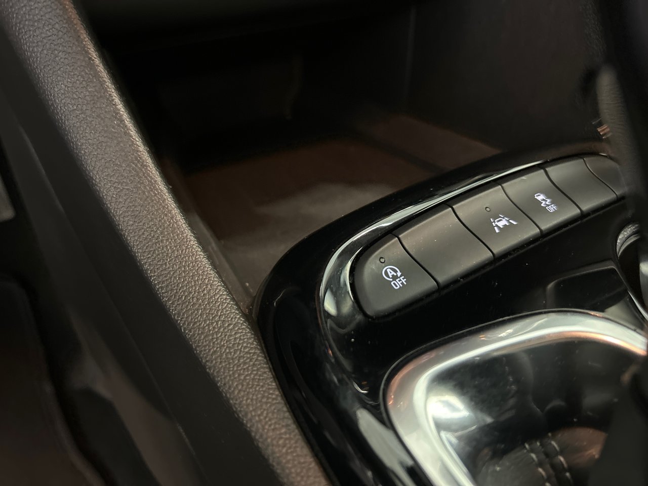 Buick Encore GX Preferred 2024-28