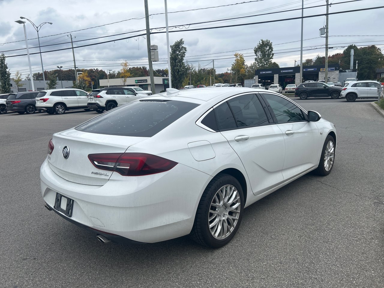 Buick Regal Sportback Preferred II 2019-3