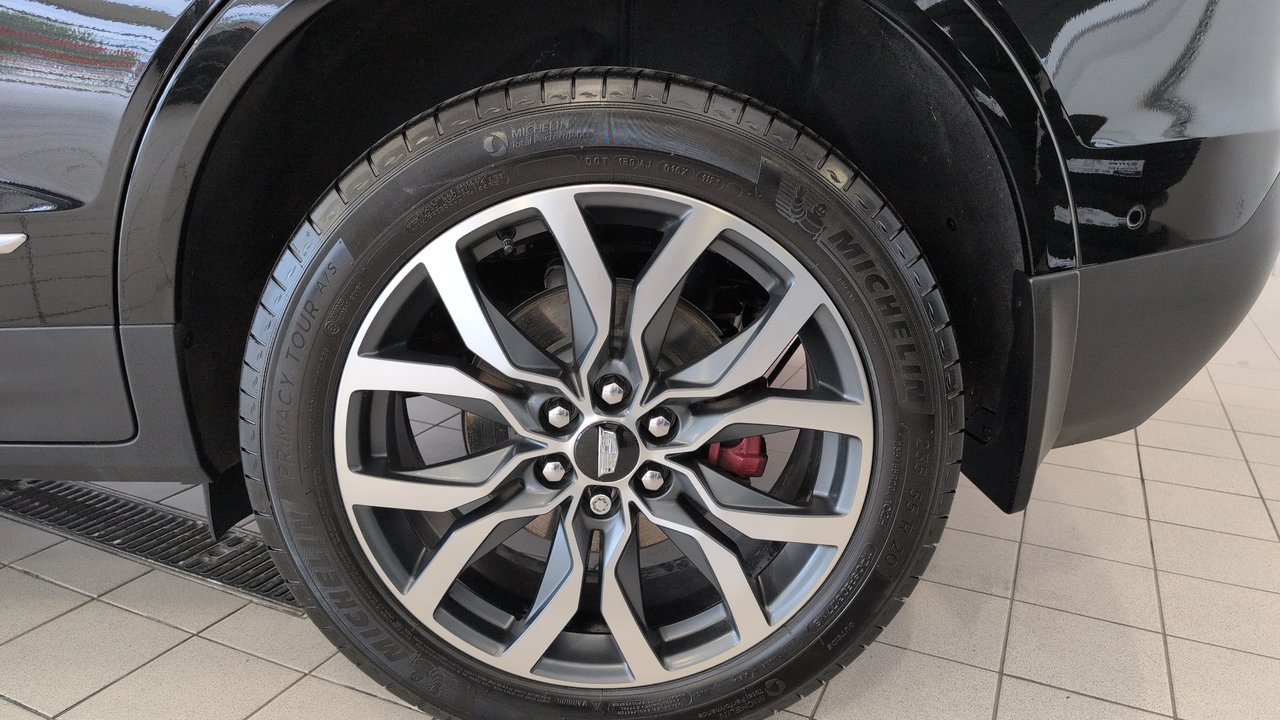 2023 Cadillac XT5 AWD Sport-12