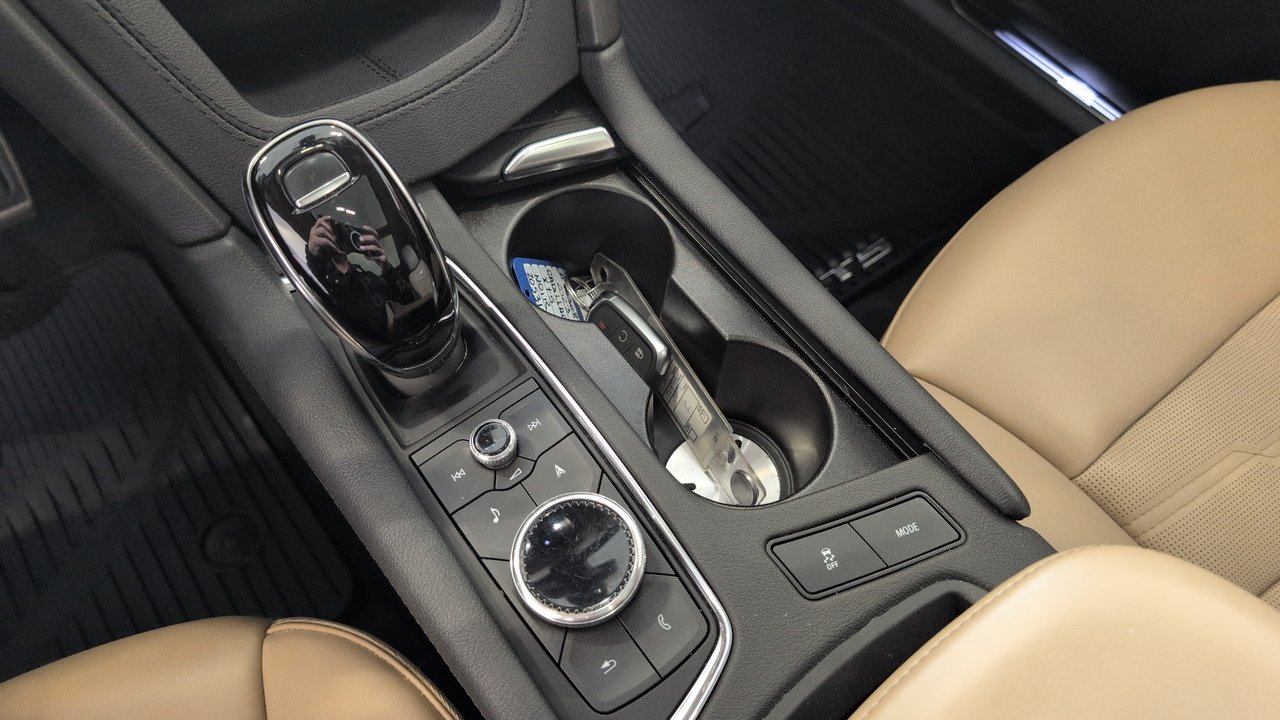 2023 Cadillac XT5 AWD Sport-22