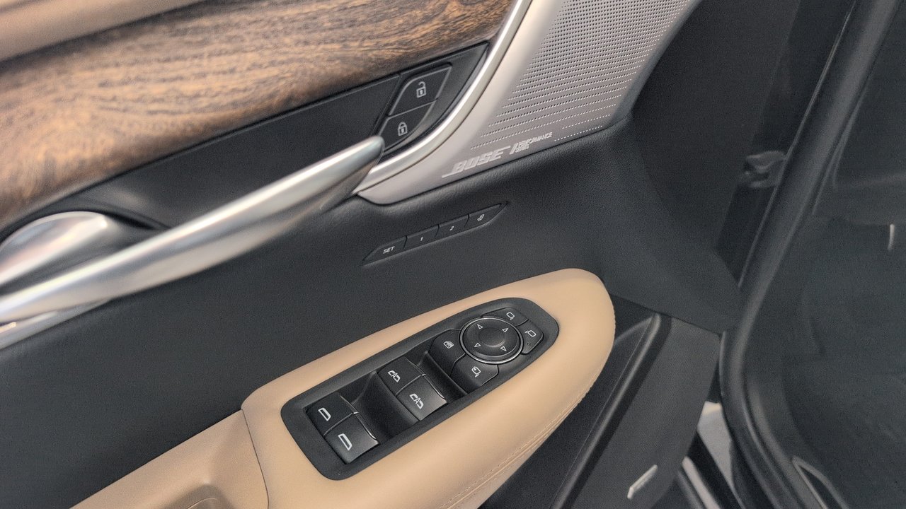 2023 Cadillac XT5 AWD Sport-21
