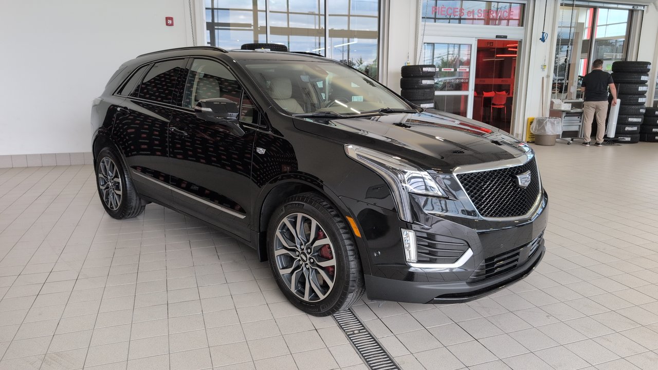 2023 Cadillac XT5 AWD Sport-3
