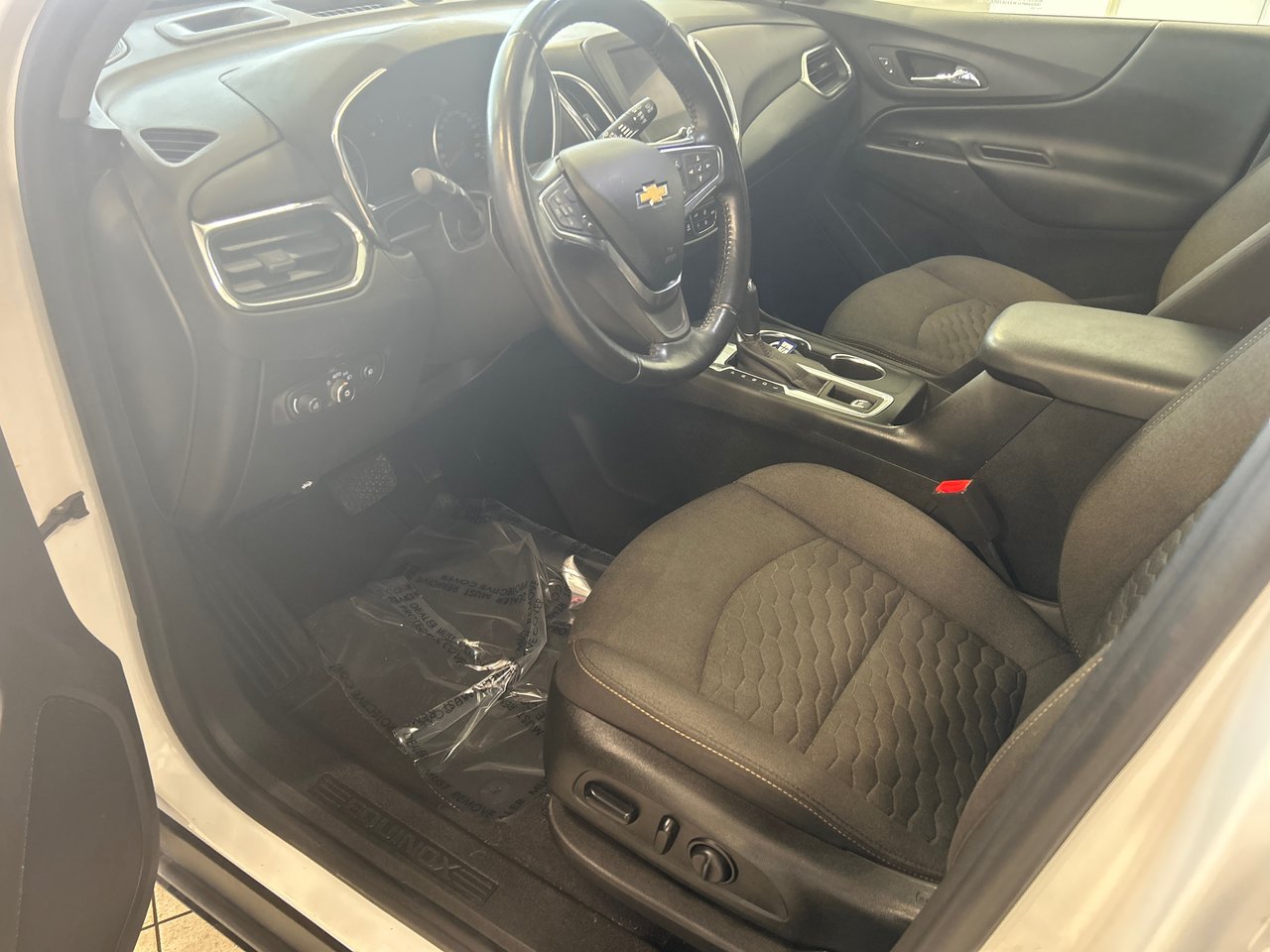 2021 Chevrolet Equinox LT-16