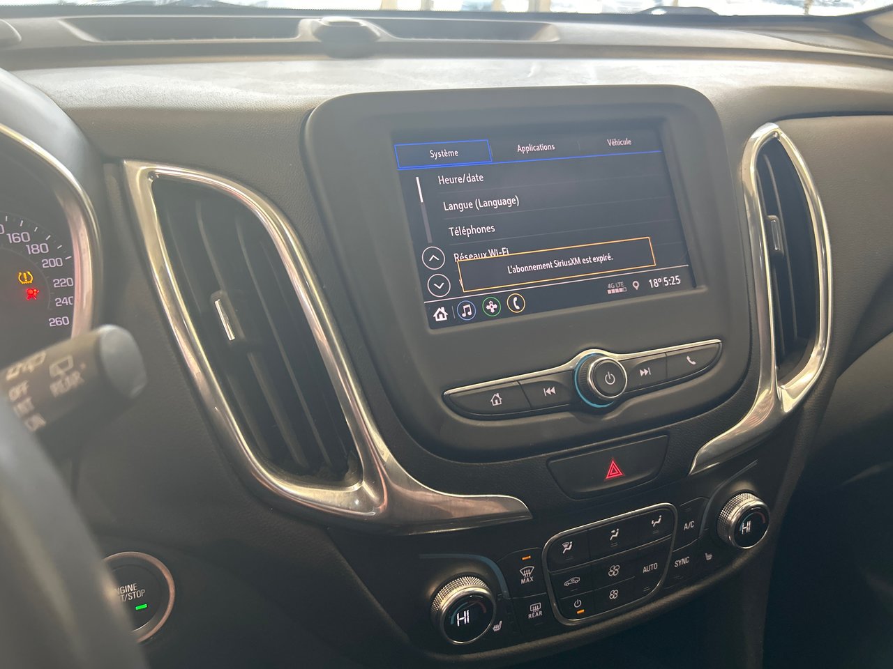 2021 Chevrolet Equinox LT-23