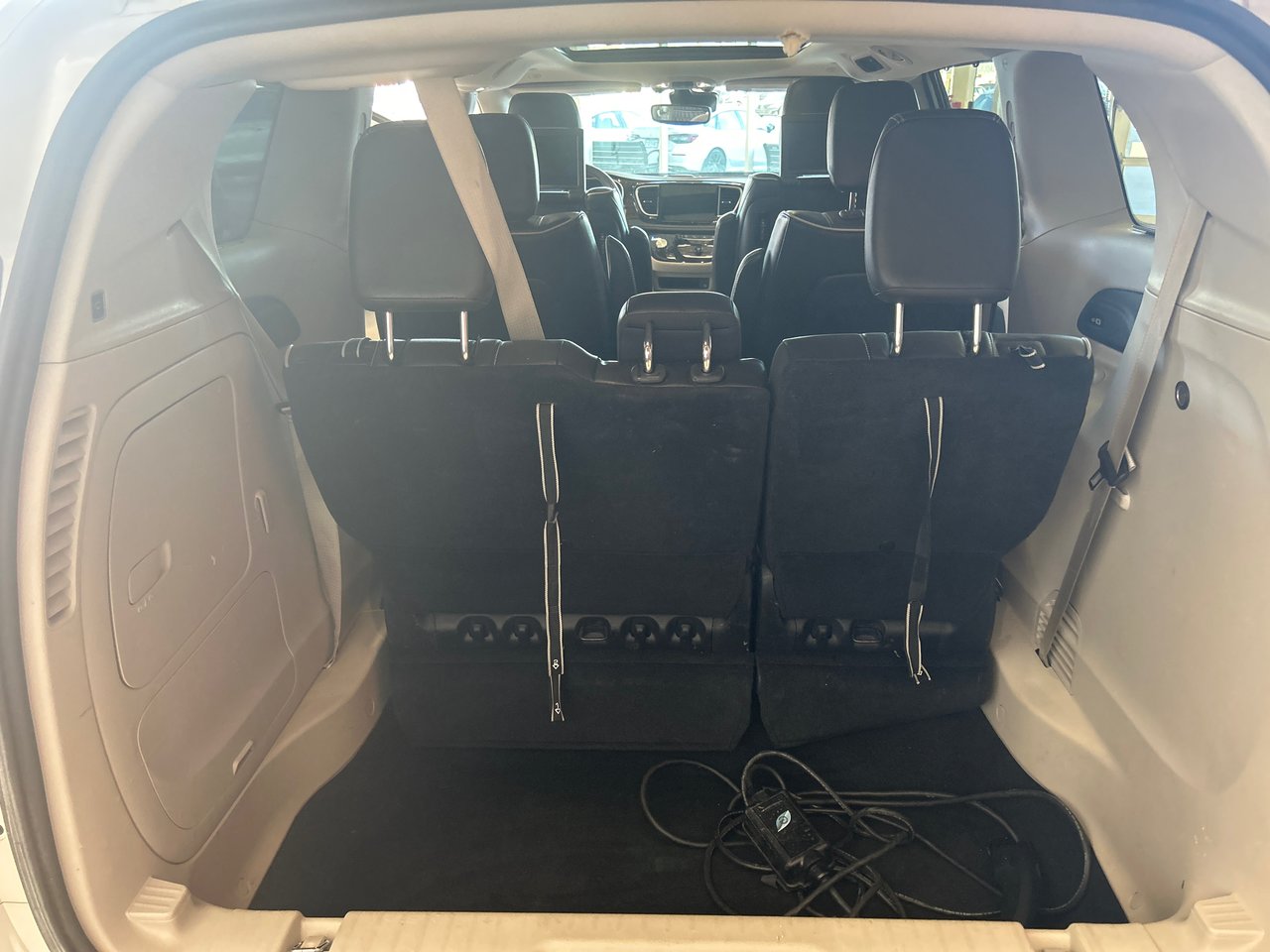 Chrysler Pacifica Hybrid Limited 2022-11