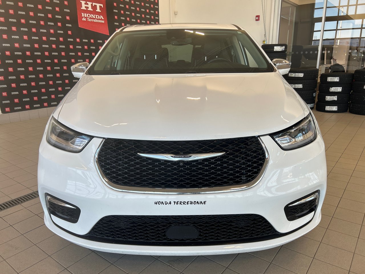 Chrysler Pacifica Hybrid Limited 2022-2