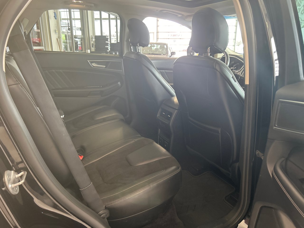 Ford Edge Sport 2016-9