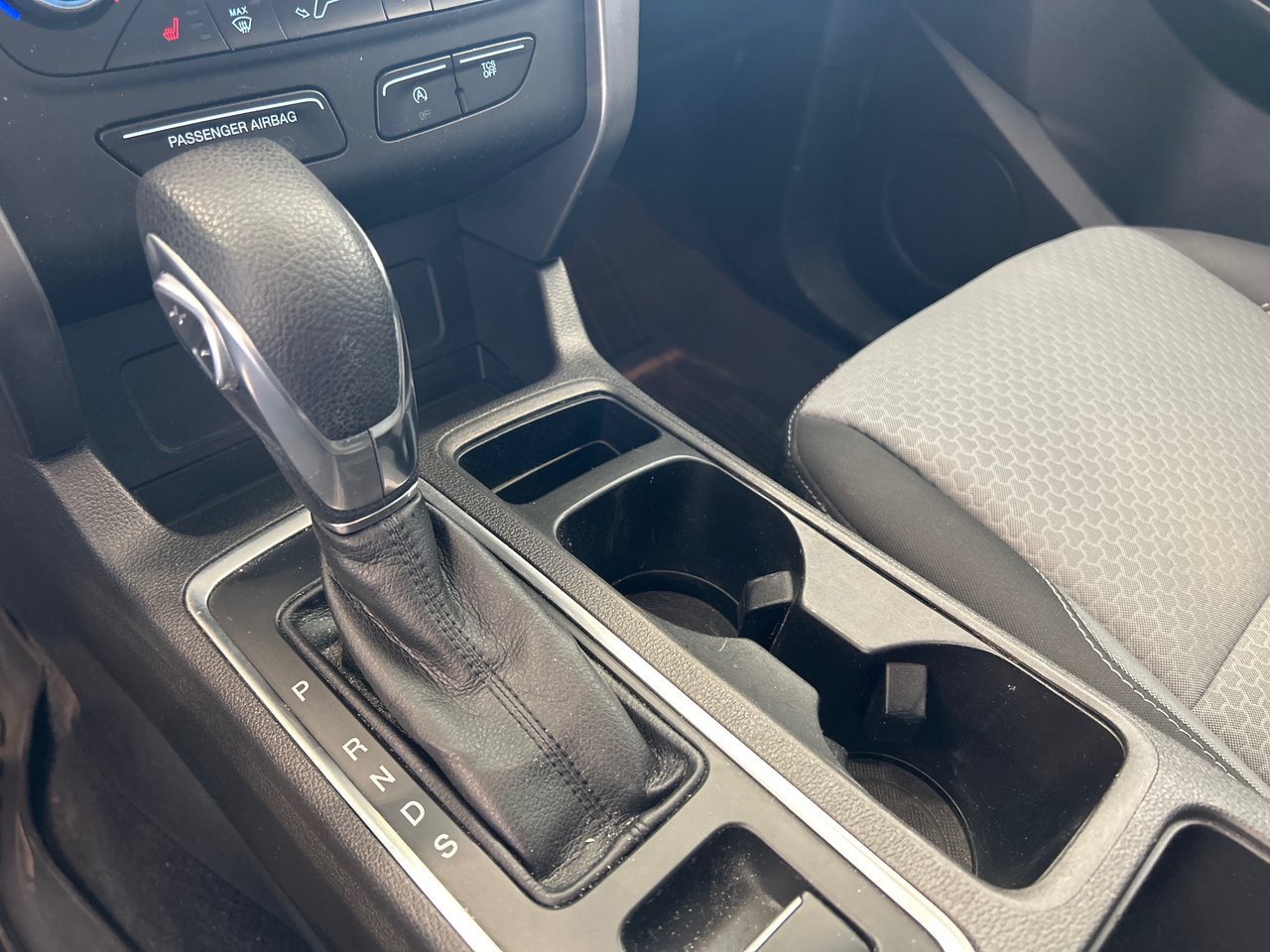 Ford Escape SE 2018-16