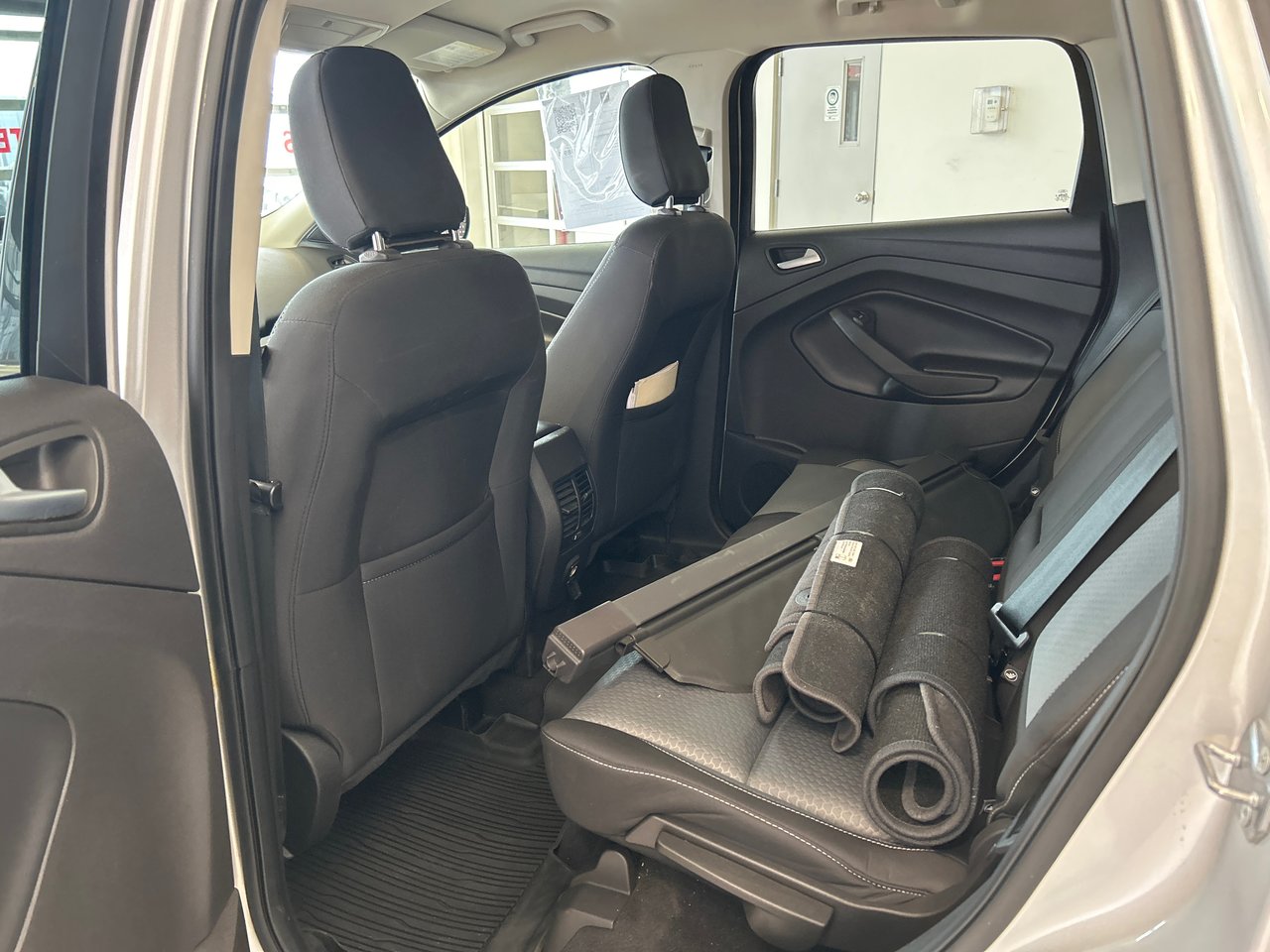 Ford Escape SE 2018-6