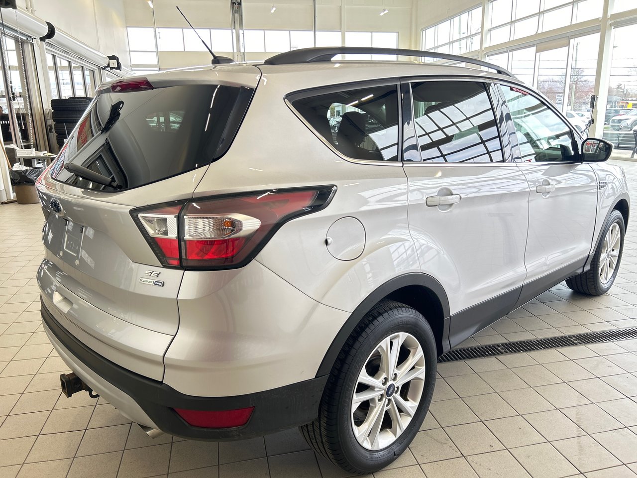 Ford Escape SE 2018-5