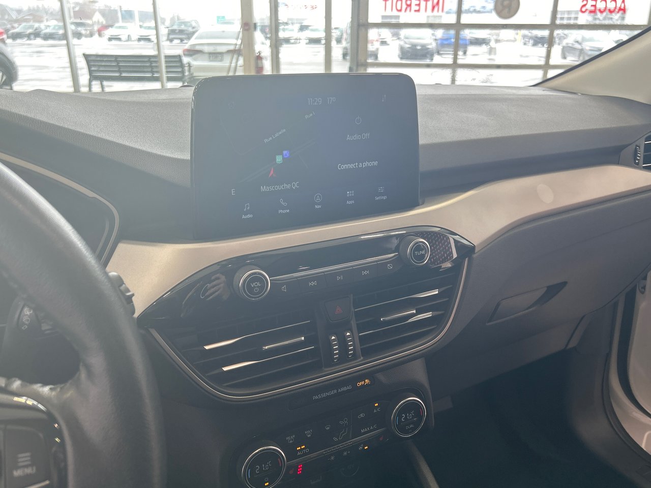 2021 Ford Escape SEL-24