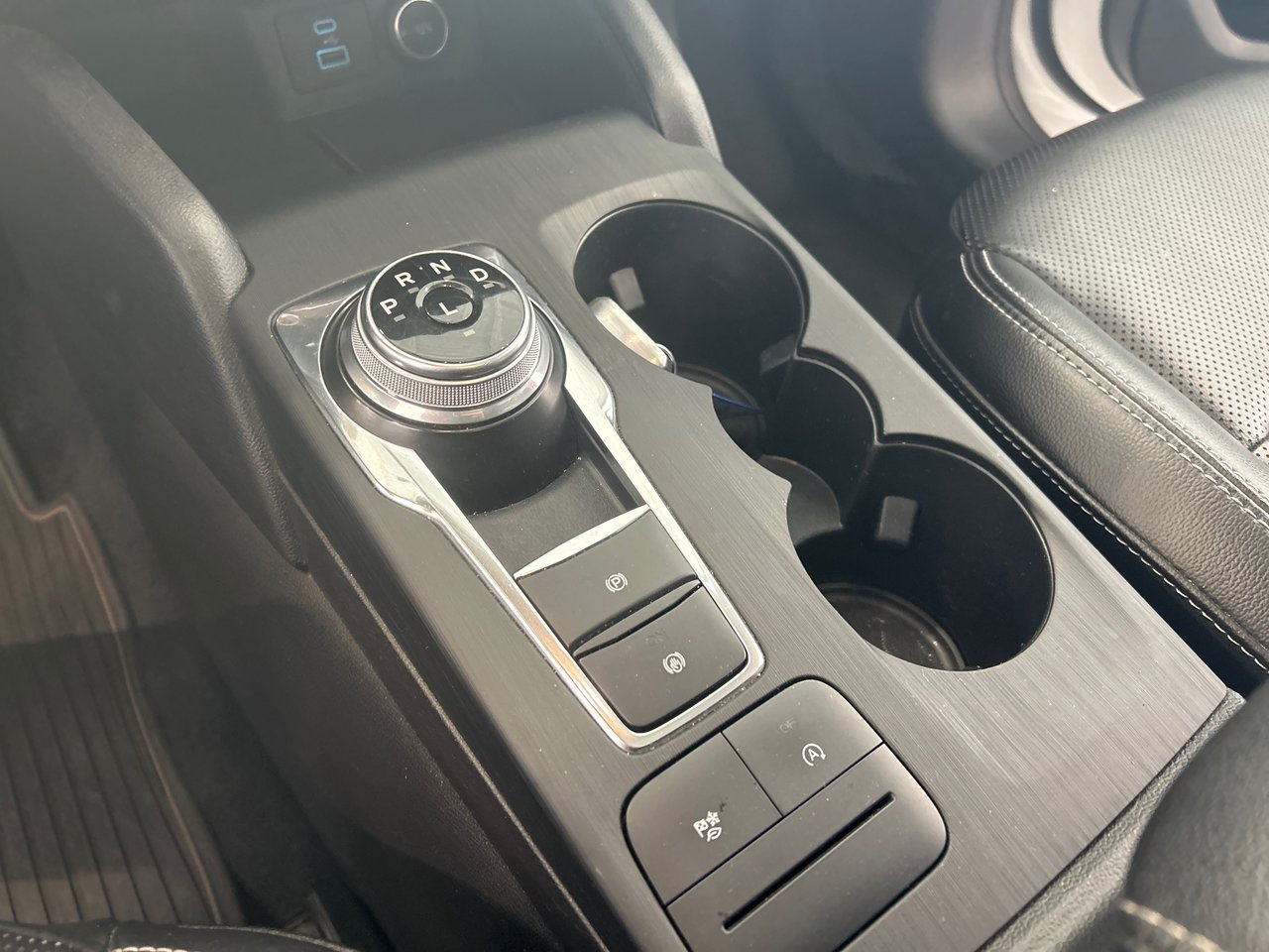 2021 Ford Escape SEL-22