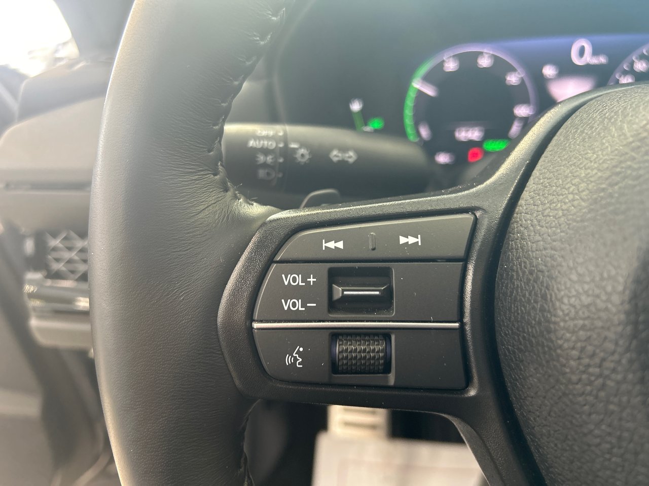 2025 Honda Accord Hybrid Sport-L-30