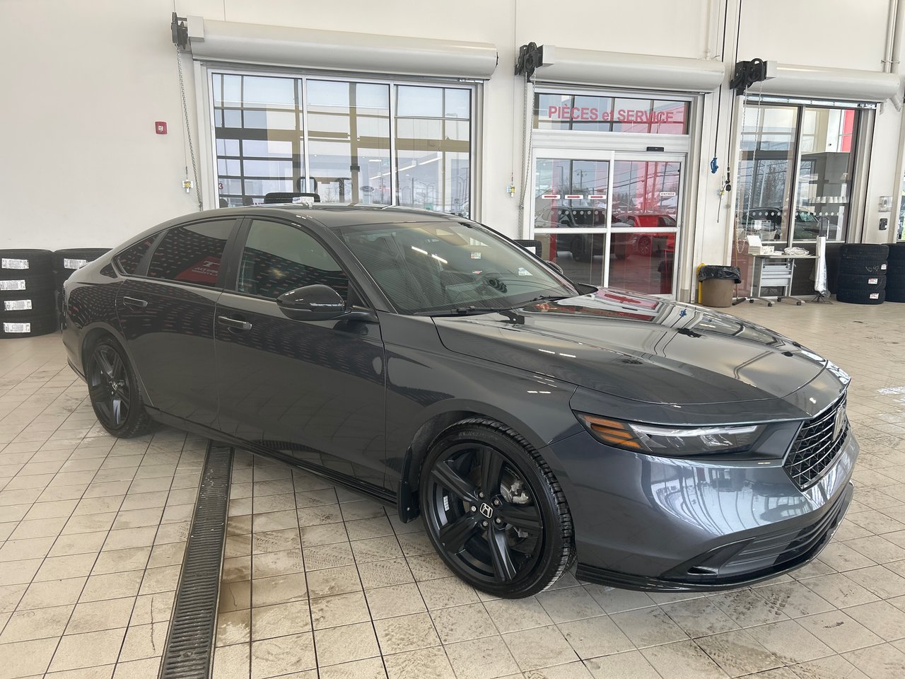 2025 Honda Accord Hybrid Sport-L-3