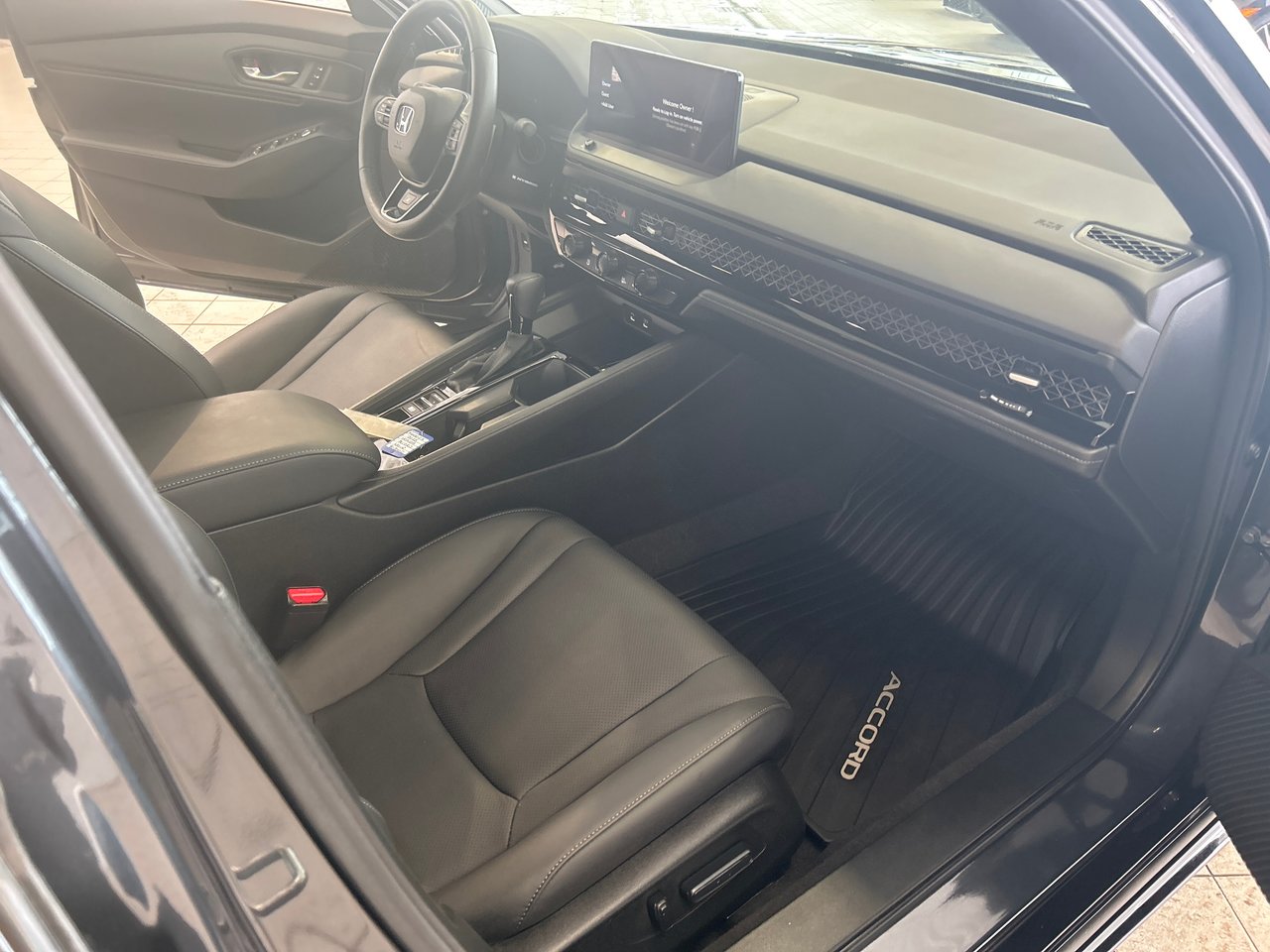 2025 Honda Accord Hybrid Sport-L-13