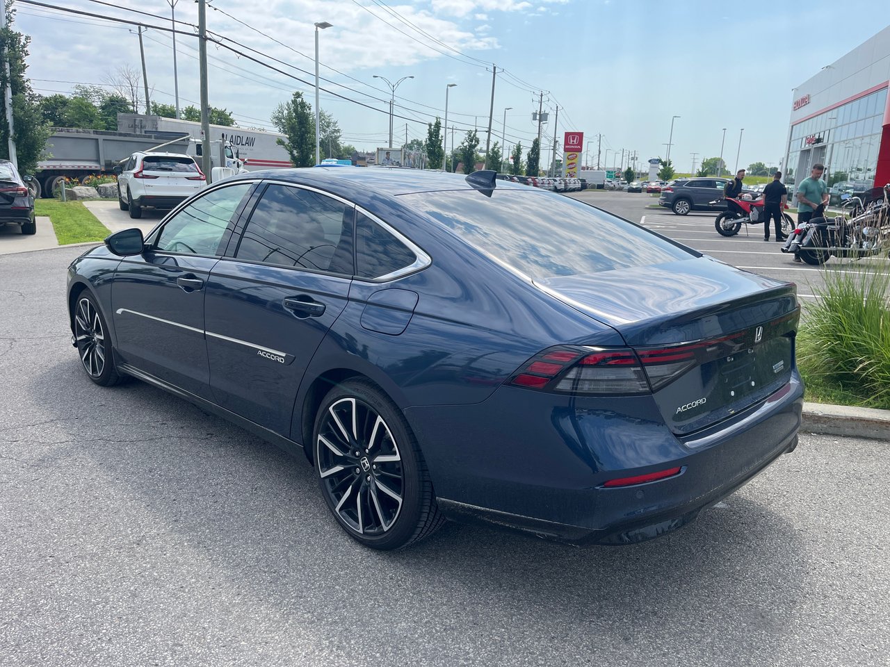 Honda Accord Hybrid Touring 2025-10