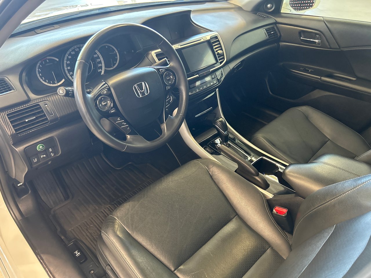 Honda Accord Sedan Touring 2017-20