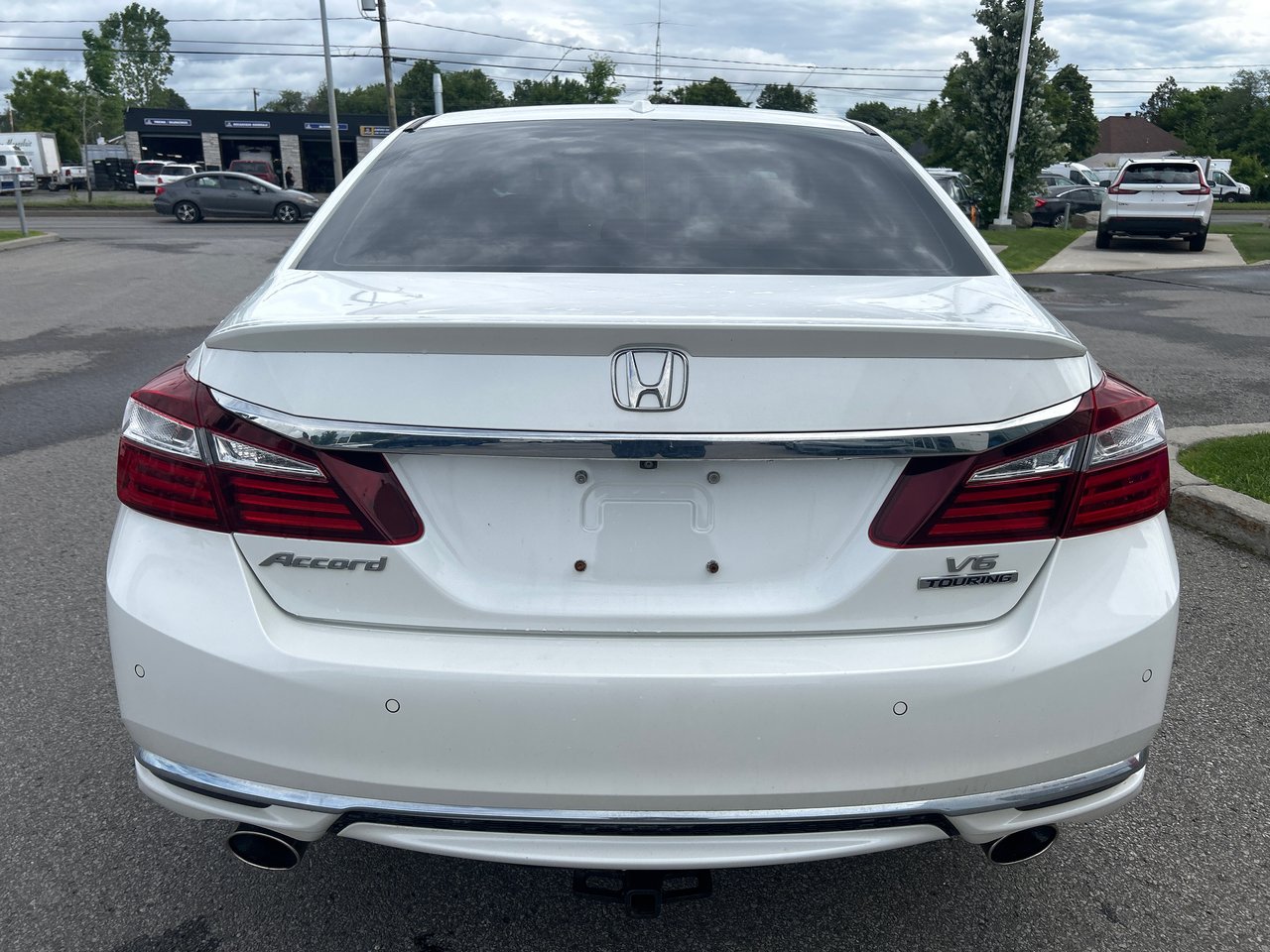 Honda Accord Sedan Touring 2017-3