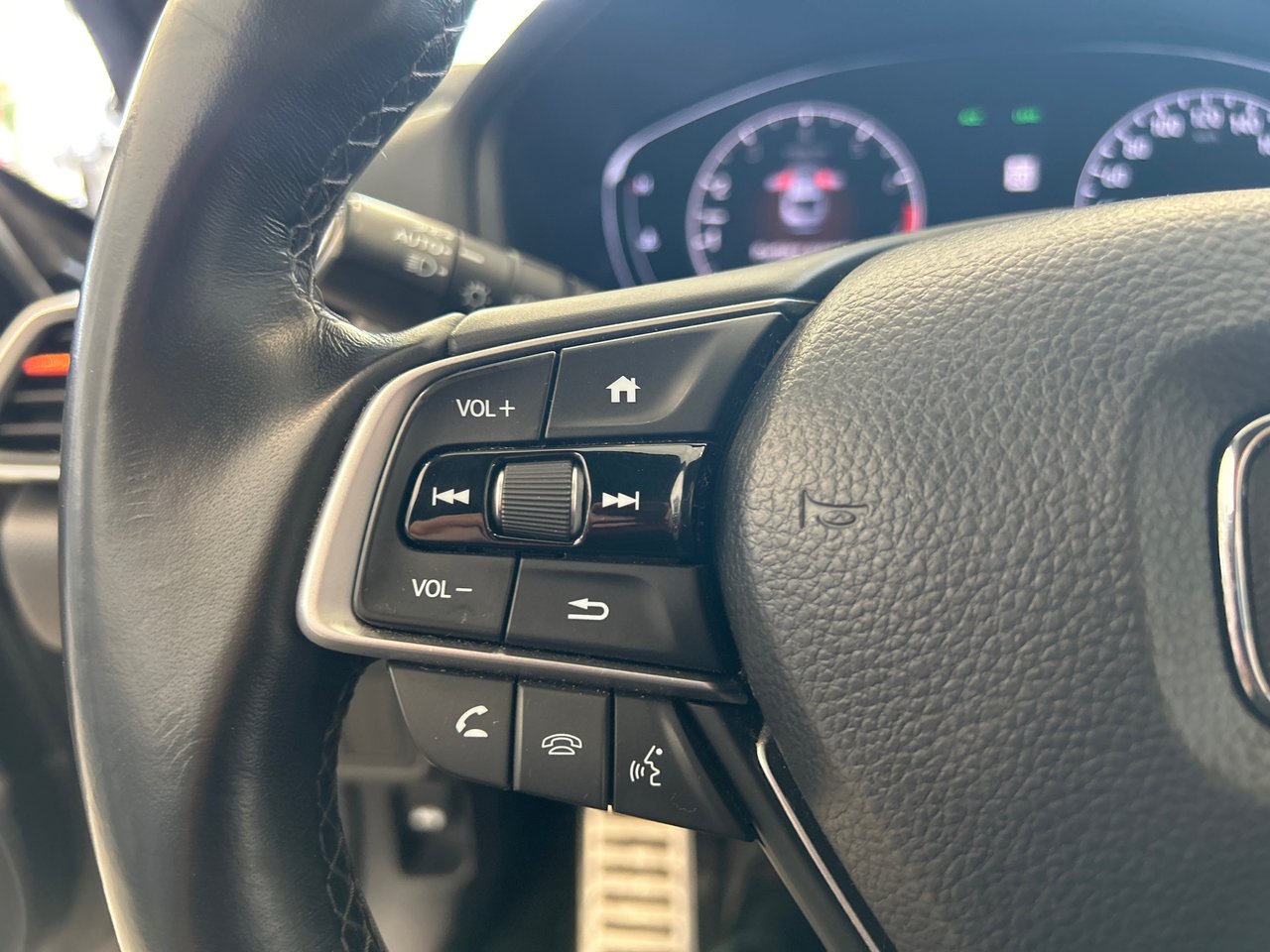 2019 Honda Accord Sedan Sport-24