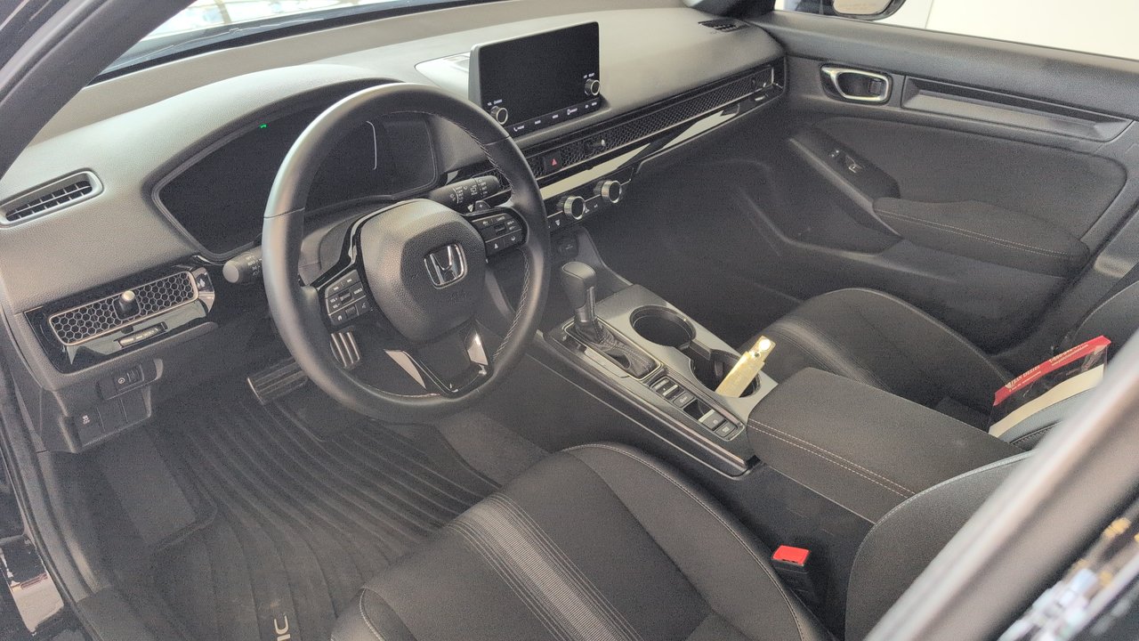 2025 Honda Civic Hatchback Sport-11