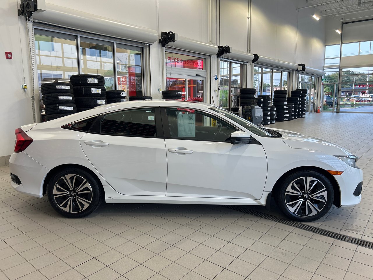 Honda Civic Sedan EX-T 2017-4