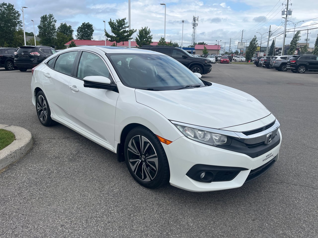 Honda Civic Sedan EX-T 2017-3