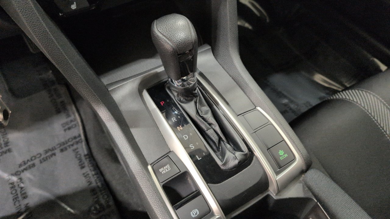 Honda Civic Sedan LX 2018-18