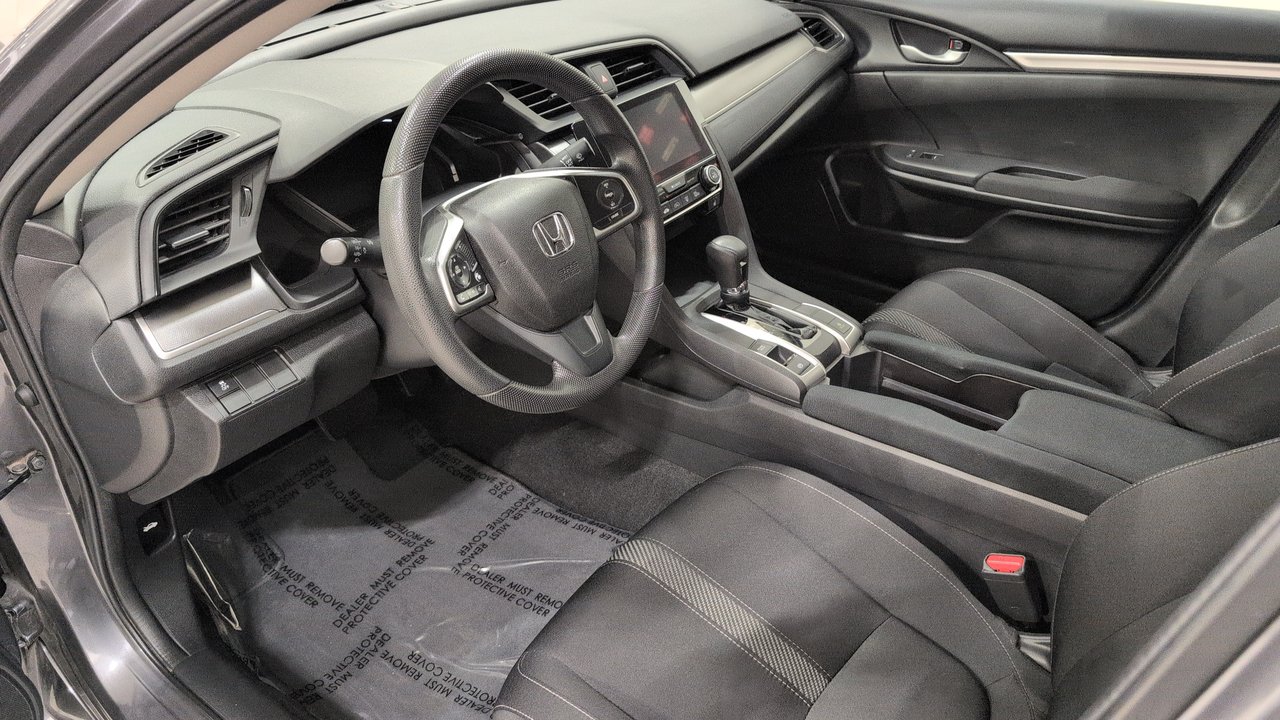 Honda Civic Sedan LX 2018-9