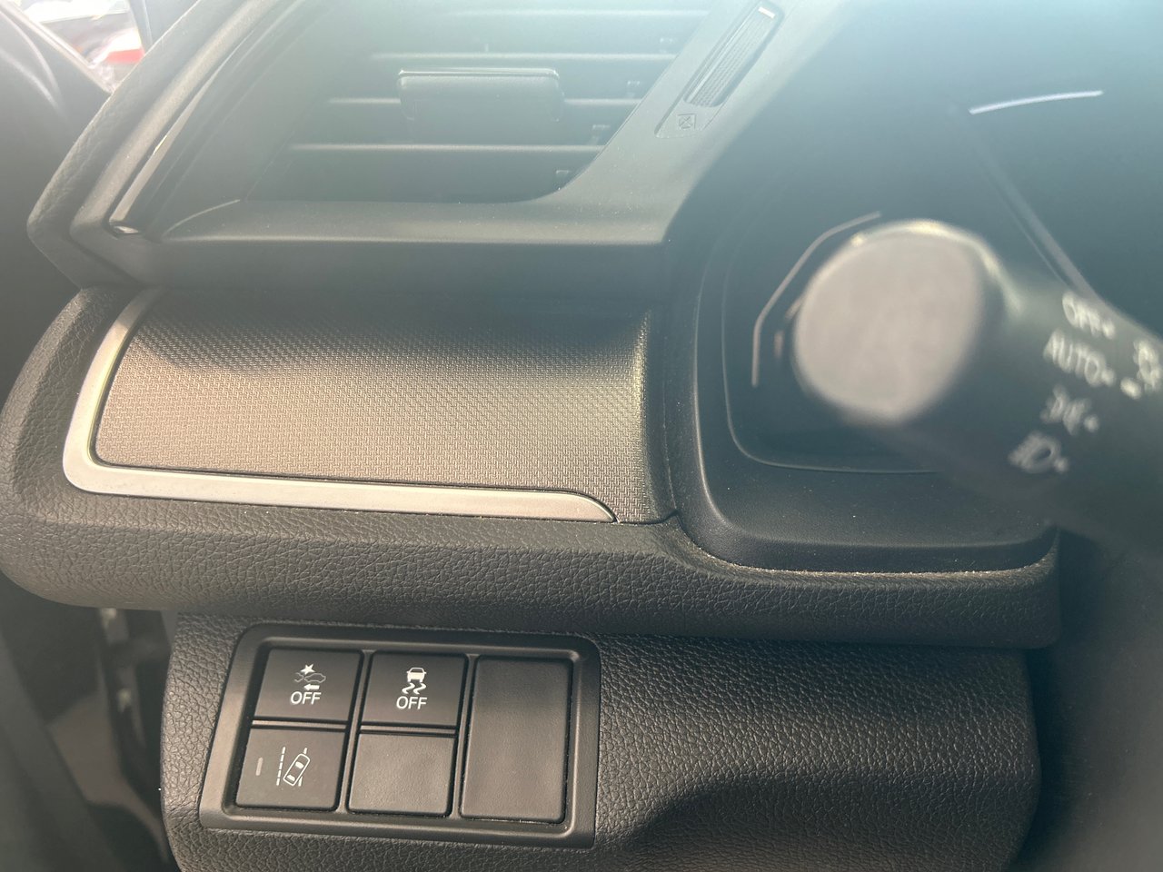 Honda Civic Sedan LX 2021-10