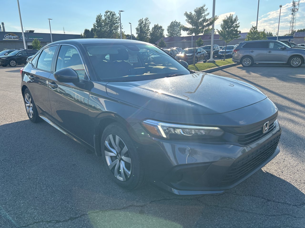 2022 Honda Civic Sedan LX-4