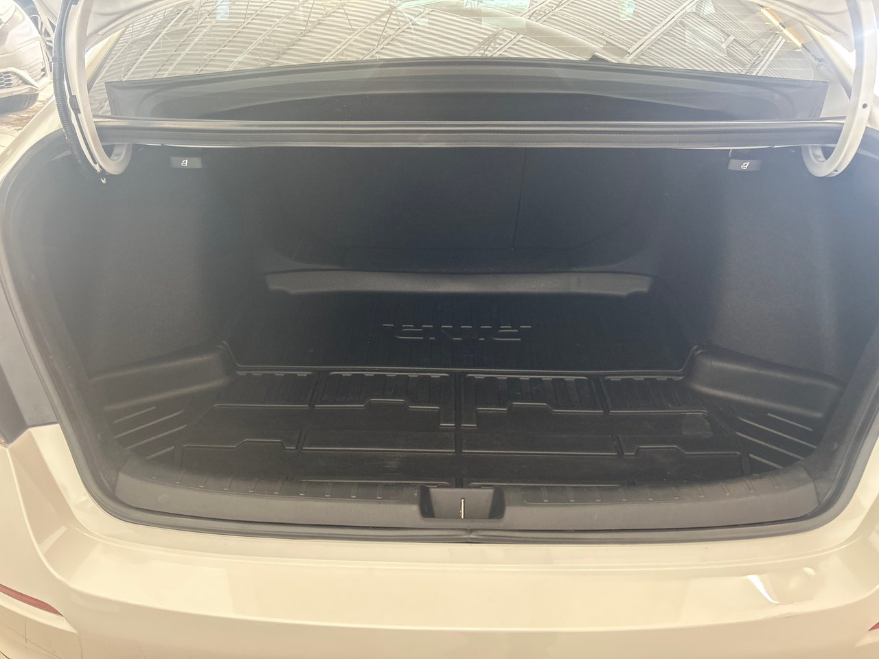 2023 Honda Civic Sedan LX-9