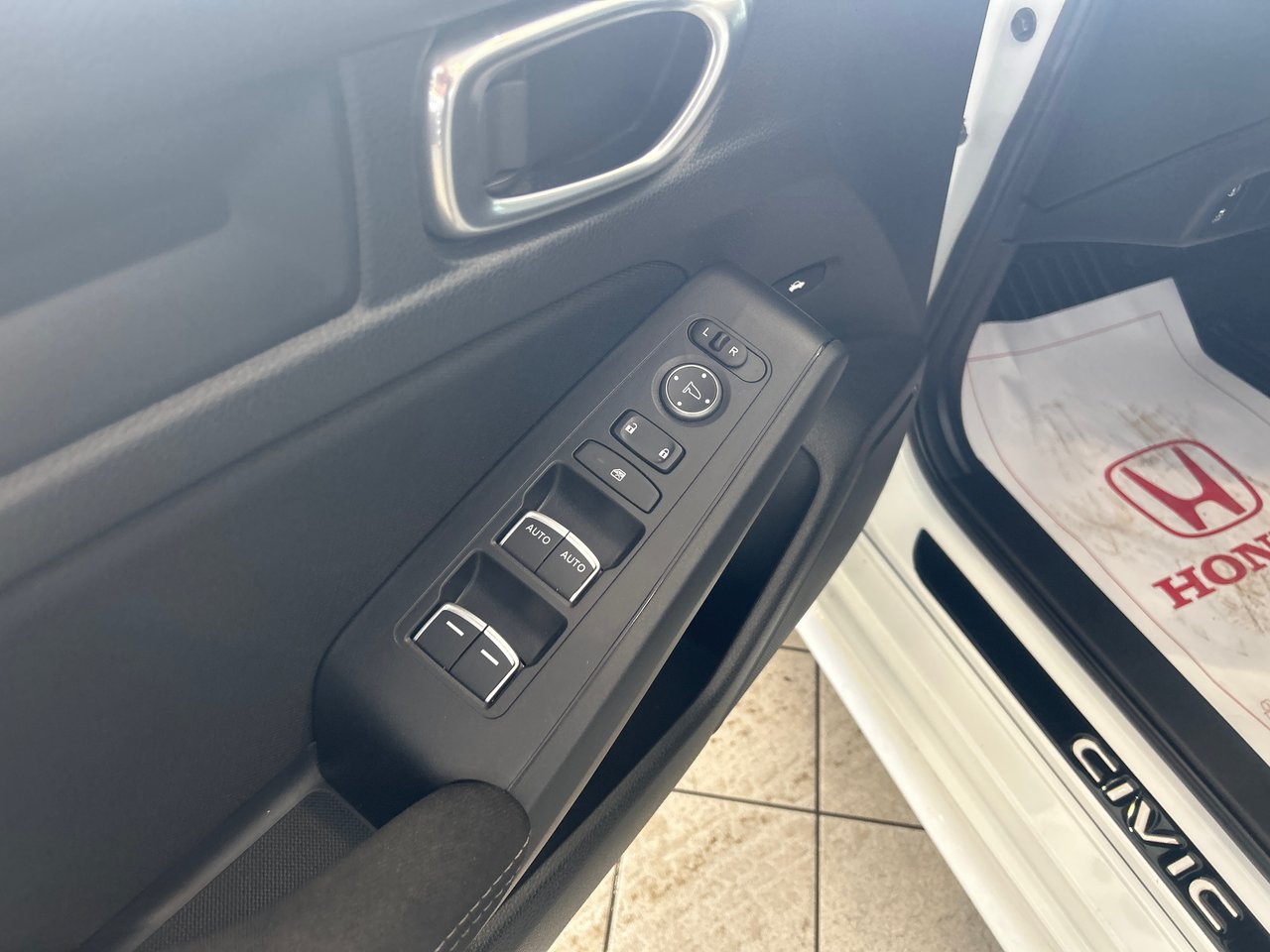 2023 Honda Civic Sedan LX-14