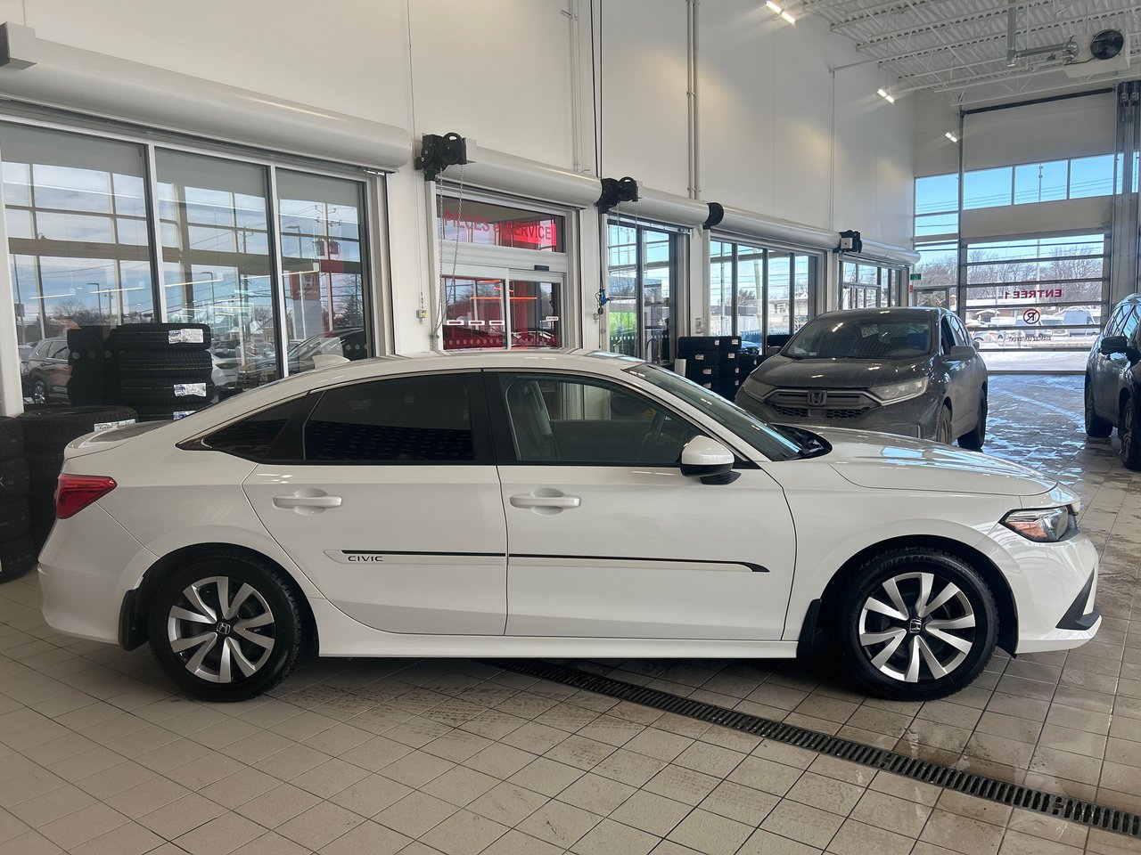 2023 Honda Civic Sedan LX-4