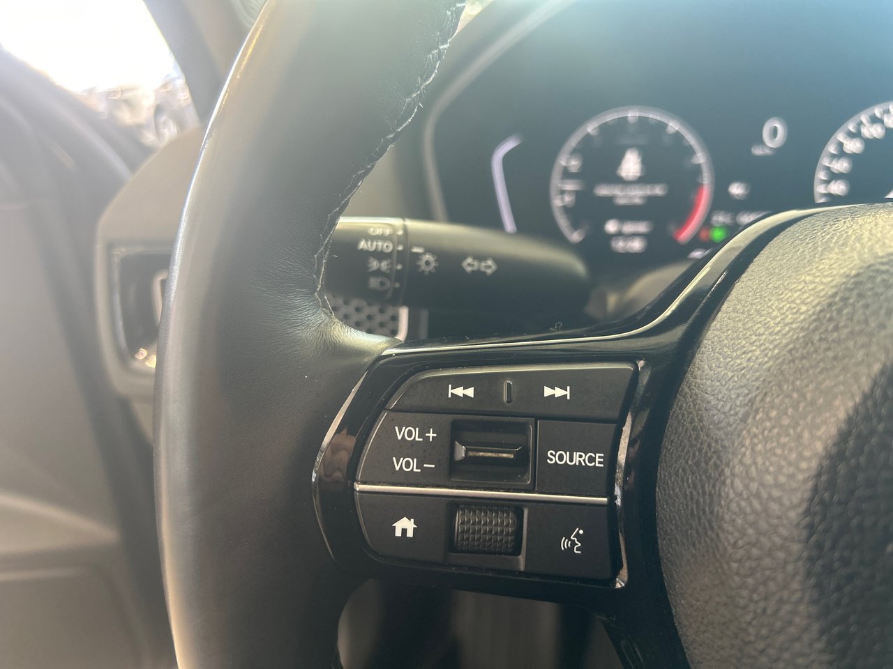 Honda Civic Sedan EX 2023-27