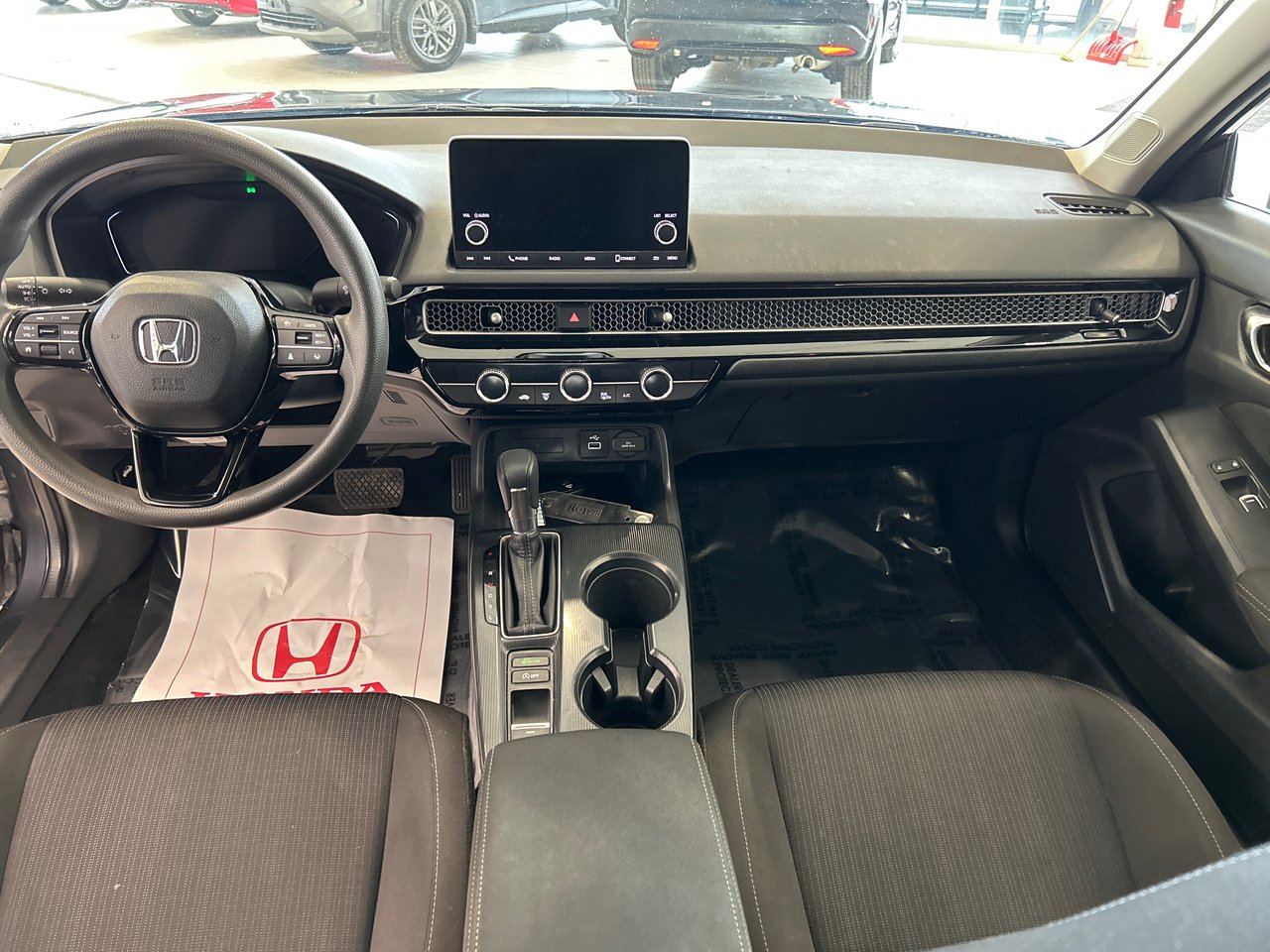 Honda Civic Sedan LX 2023-21
