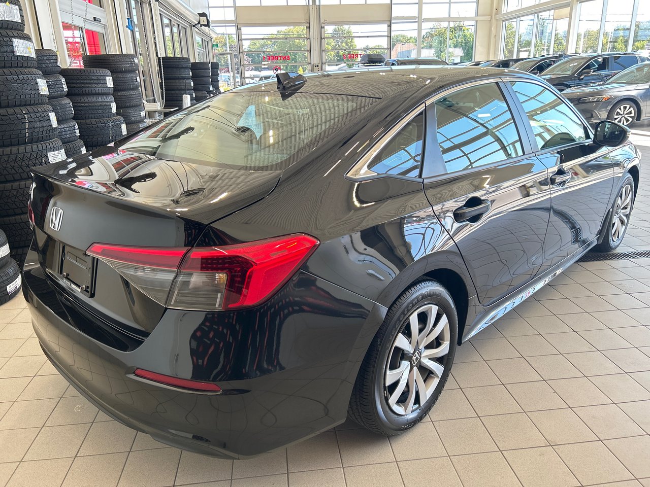 2023 Honda Civic Sedan LX-6