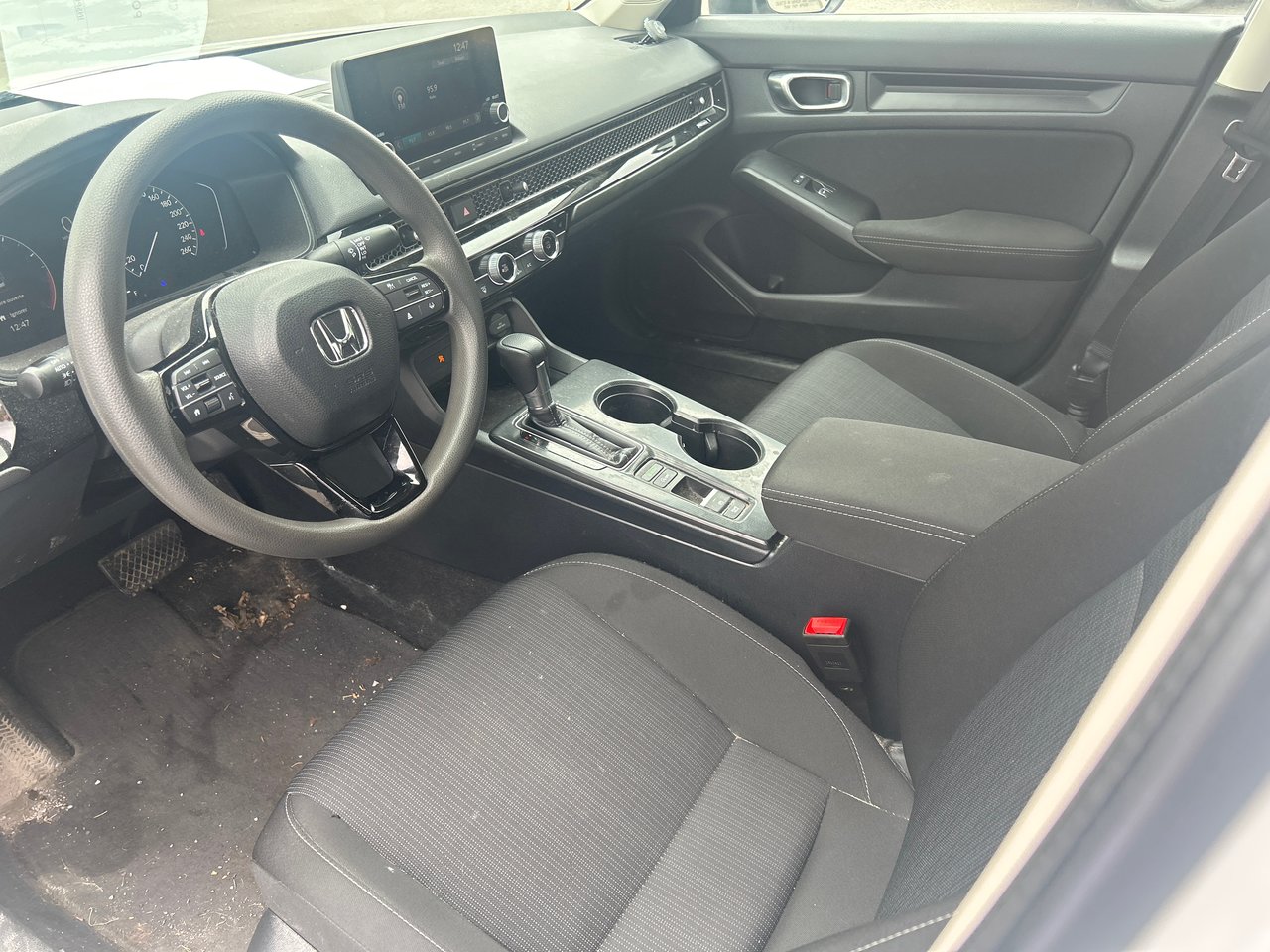Honda Civic Sedan LX-b 2023-10