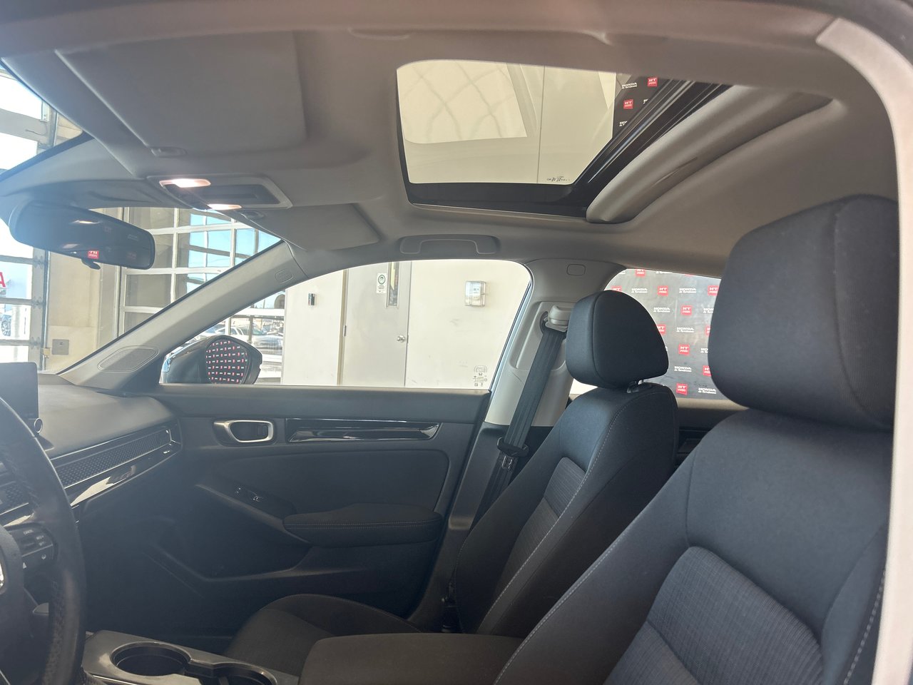 Honda Civic Sedan EX 2024-31