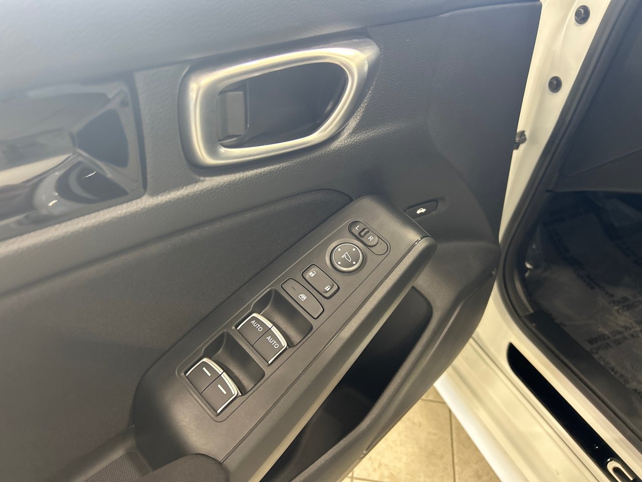 Honda Civic Sedan EX 2024-15