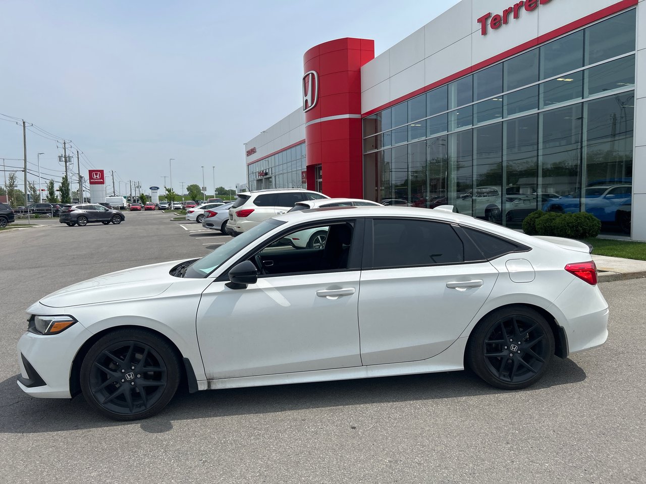 Honda Civic Sedan Sport 2024-1