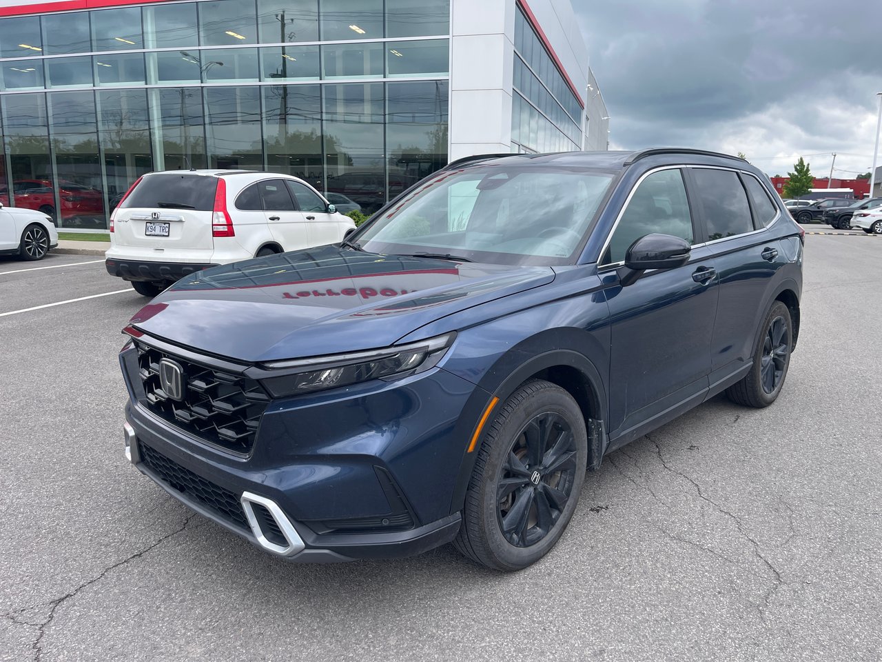 Honda CR-V Hybrid Touring 2023-1